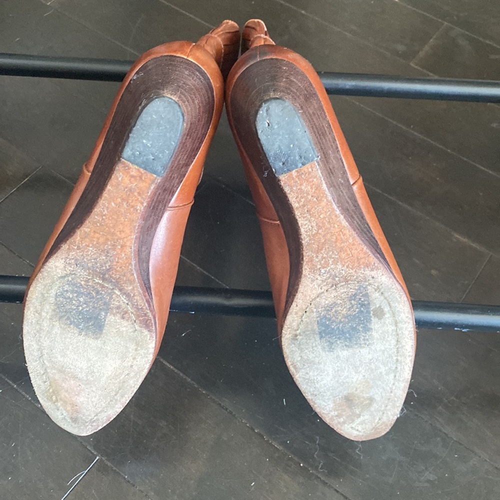 Frye Sam Bootie - Picture 6 of 10